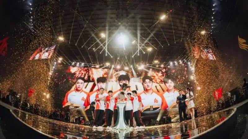 LPL职业联赛是什么级别的比赛?和全球总决赛之间是什么关系